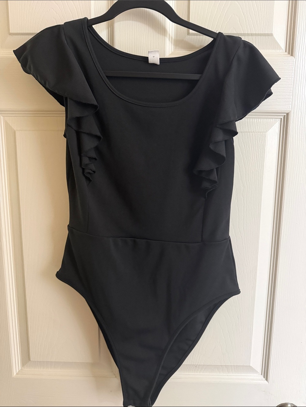 Source Unknown Black Ruffle Sleeve Bodysuit